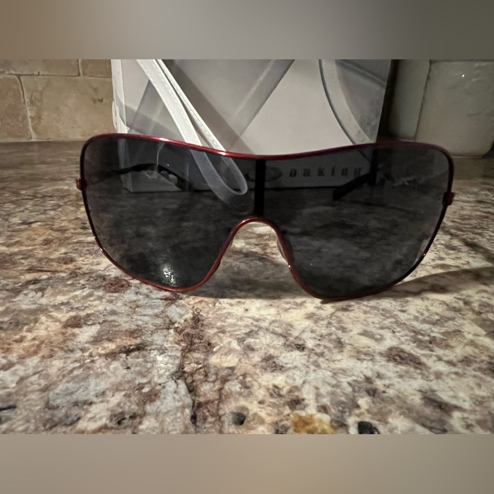 Women’s Oakley Sunglasses